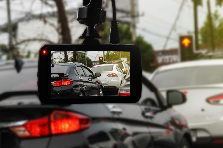 Look For Quality Sat Nav With Dash Camera To Capture Detailed Footage