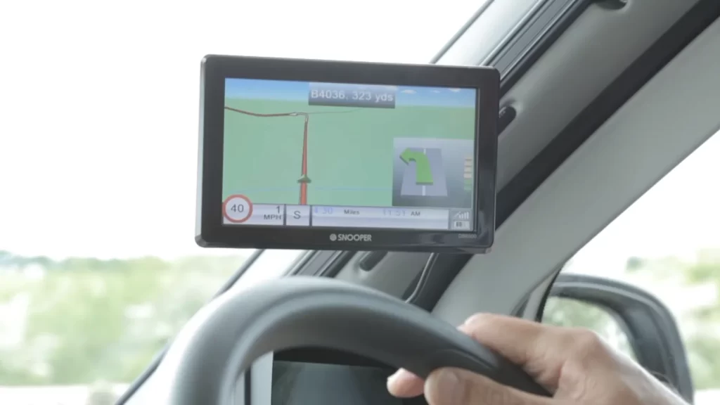 Navigating with the Snooper Ventura S6900 in my motorhome to a campground site location