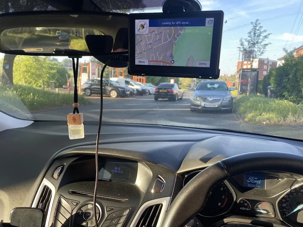 Testing Jimwey GPS Navigator Installed on Windscreen of My Truck Camper