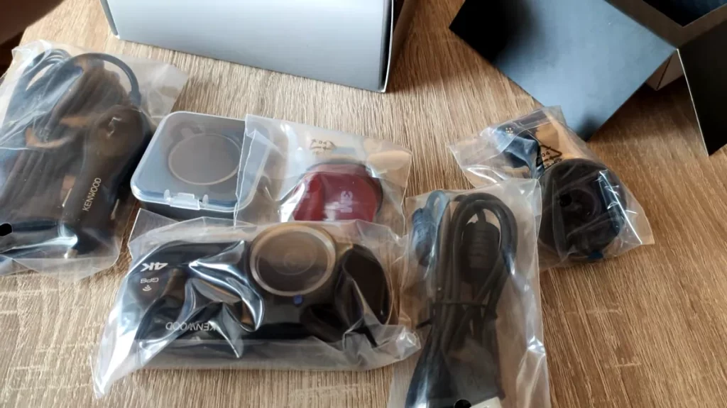 Unboxing Kenwood DRV-A601W 4K all accessories and DVR